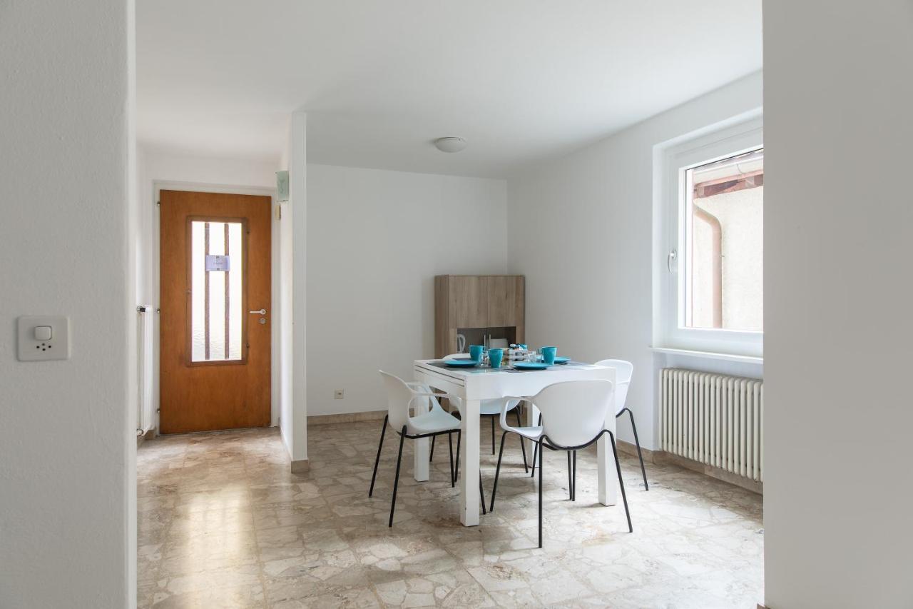 Rose By Quokka 360 - Refined Two-bedroom With Garden