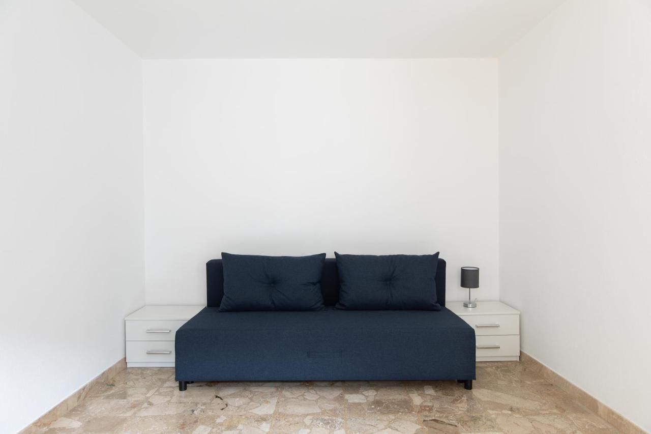 Rose By Quokka 360 - Refined Two-bedroom With Garden Apartamento Lugano