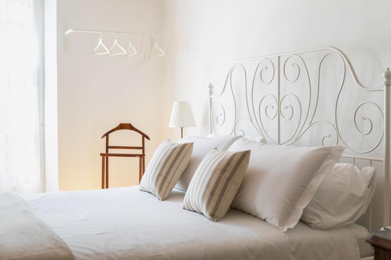 Rose By Quokka 360 - Refined Two-bedroom With Garden